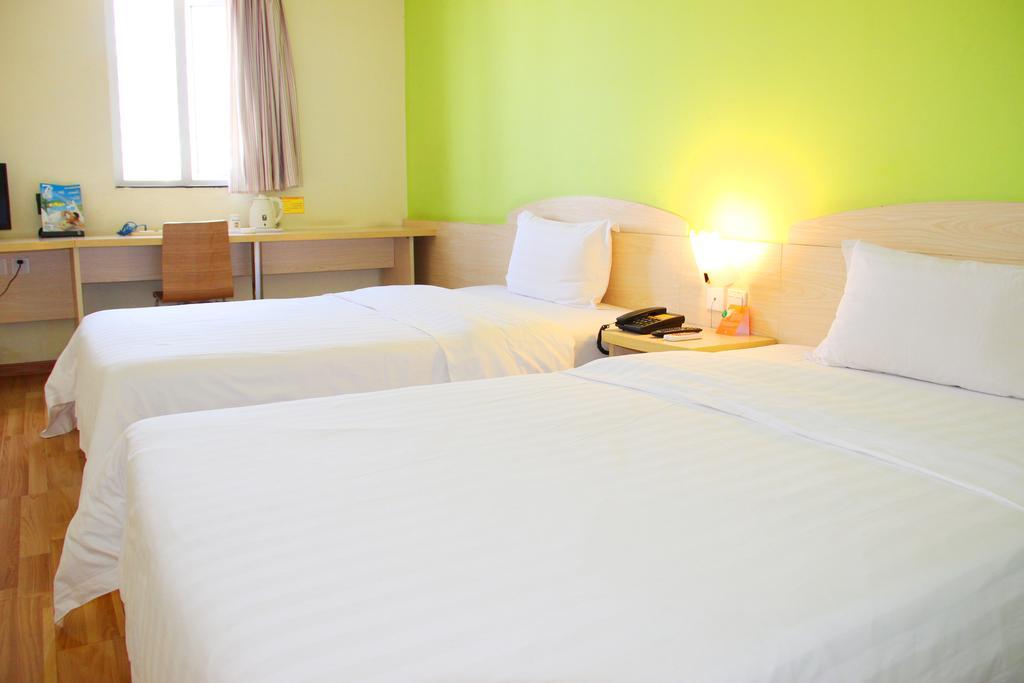 7Days Inn Beijing Liujiayao Station Buitenkant foto