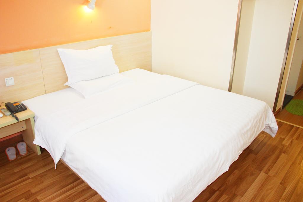 7Days Inn Beijing Liujiayao Station Buitenkant foto