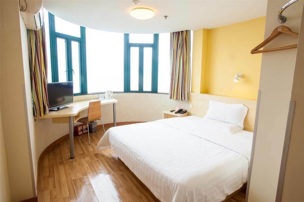 7Days Inn Beijing Liujiayao Station Buitenkant foto